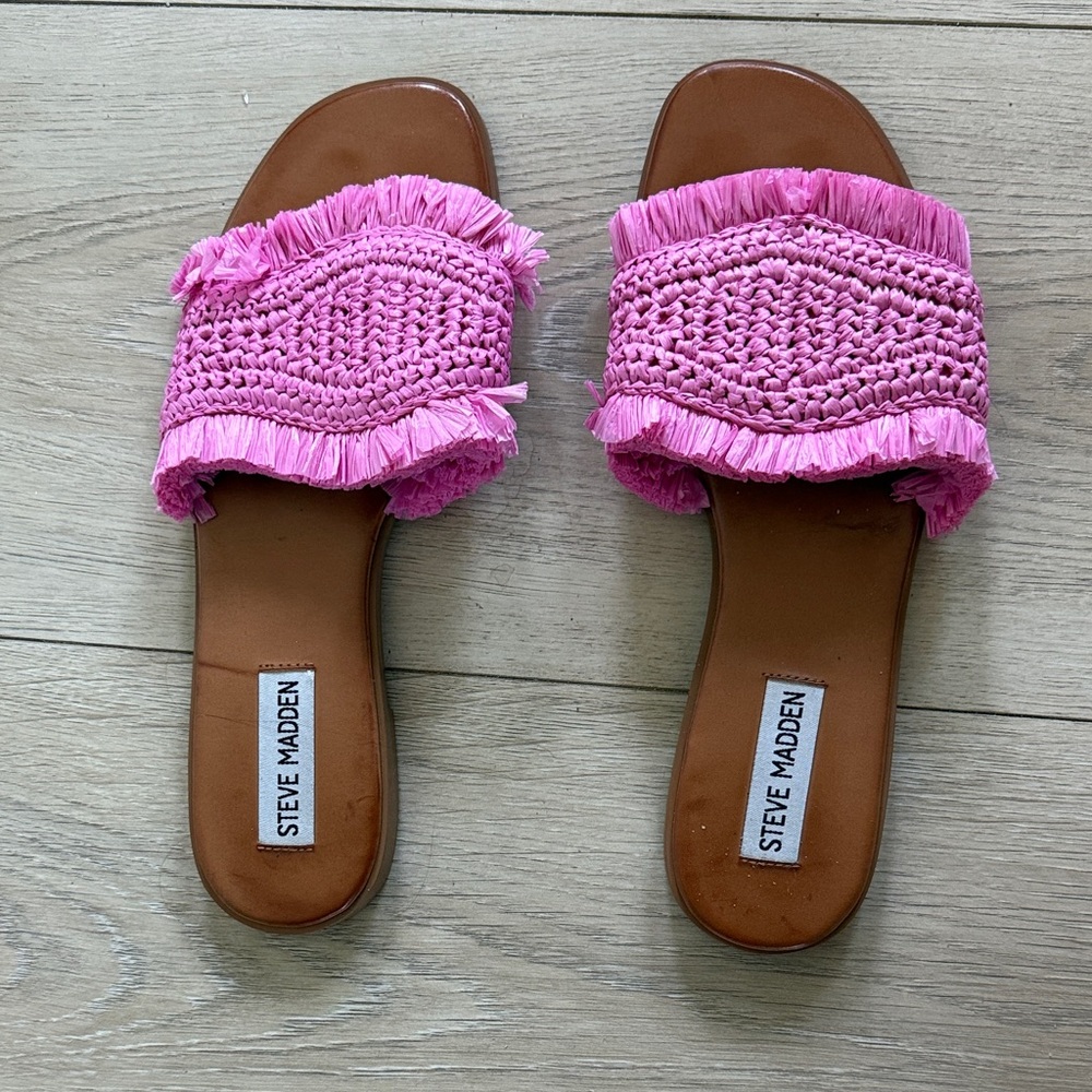 Steve Madden Fuchsia Woven Slide Sandals